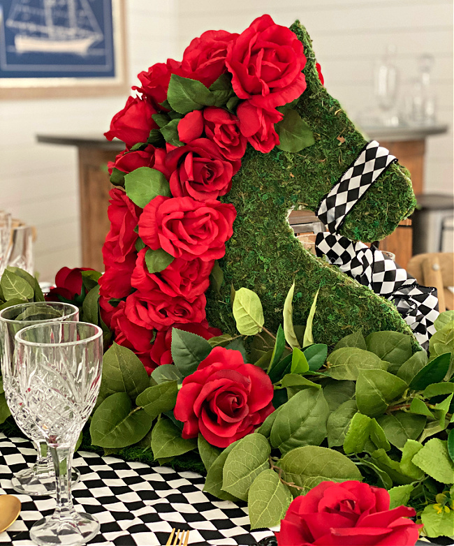 How to make a Kentucky Derby Centerpiece that will WOW your guests this  May! - Celebrate & Decorate